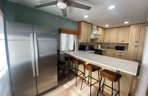 Elmont House | Spacious 4 bed & 2 bath House Near UBS Arena, JFK, and NYC