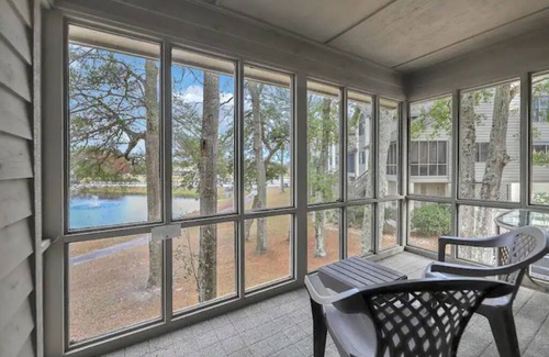 Sea Trail House | Spacious 4 bed/4 bath Villa on Golf Course