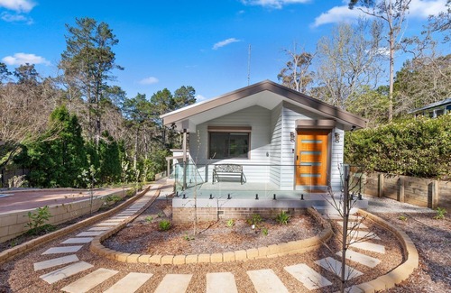 Wentworth Falls House | Spacious 4-Bed House in Scenic Wentworth Falls