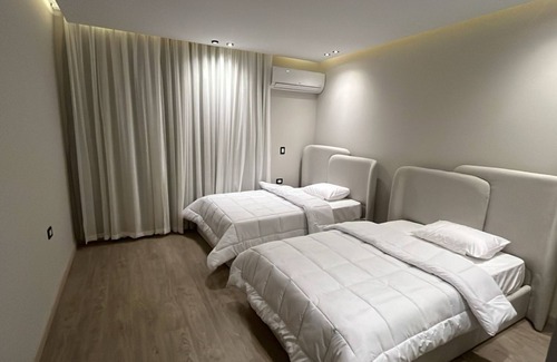 Al-'Umraniyah Apartment | Spacious 4-bedroom apartment in fabulous Giza Governorate with AC, WiFi