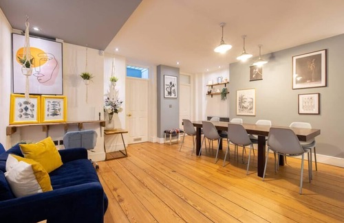 Bloomsbury Condo | Spacious 4 Bed Apartment Opposite British Museum
