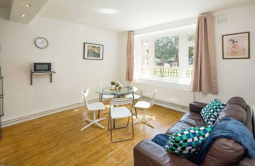 Stockwell Apartment | Spacious 4-Bed Home near Stockwell Tube Station