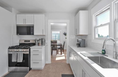 Vallejo House | Spacious 4 Bed Home - In-Law Unit -Near SF and Napa