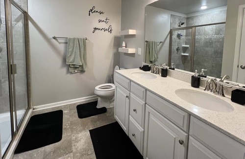 Dixie - Berryhill House | Spacious 4 Bed in Steele Creek w Fenced Yard