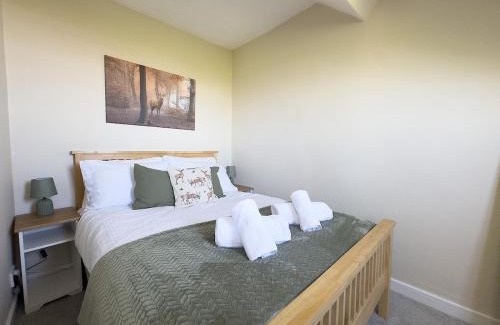 Mealsgate House | Spacious 4-Bed Lake District Getaway for Groups
