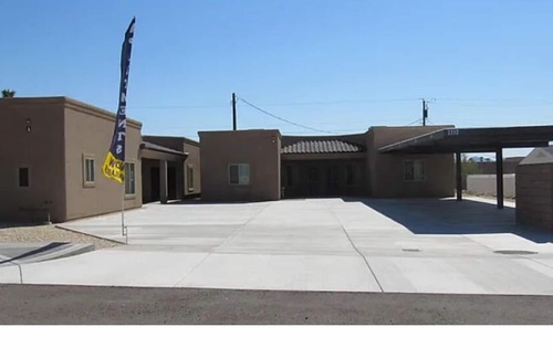 Lake Havasu City House | Spacious 4-bedroom house with WiFi and AC in wonderful Lake Havasu City