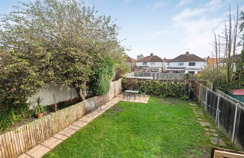 Kenton East Apartment | Spacious 4-bedroom retreat with easy tube access and parking