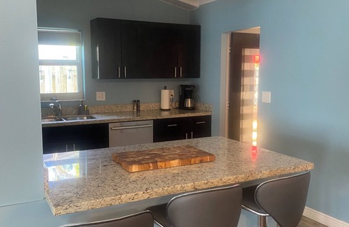 Sailboat Bend House | Spacious 4-bedroom house on the water in Ft Lauderdale Family friendly