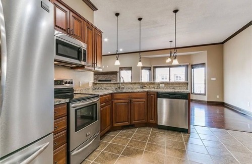 West Des Moines House | Spacious 4-bedroom house in peaceful West Des Moines