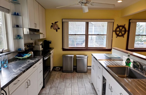 Cape May Point House | Spacious 4 bedroom 2 and 1/2 bath home located just a short walk to the Cape May Point Beaches