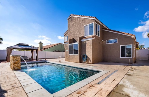 Moreno Valley House | Spacious 4-bedroom house in tranquil Moreno Valley with AC
