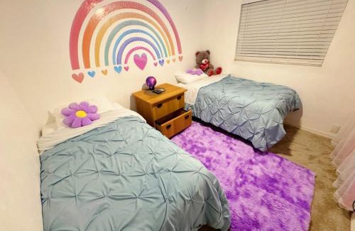 Clearwater House | Spacious 4 bedroom 3 bath Clearwater Vacation House Cowboy Pool Fire Pit Games Close to Clearwater Beach Biking Trail Farmers Markets Harbor Health Spa Baycare Ballpark and Ruth Eckerd Hall Golf Courses