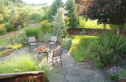 Redmond House | Spacious 4-bedroom Family friendly house, in the heart of the Eastside.