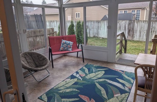 Grandville House | Spacious 4-bedroom house in fantastic Grandville with WiFi, AC
