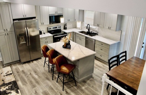 Rex House | Spacious 4-bedroom house in Ellenwood, GA.~ about 20 min from ATL airport