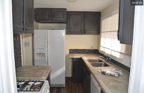 Englewood House | Spacious 4-bedroom house in charming Englewood with AC