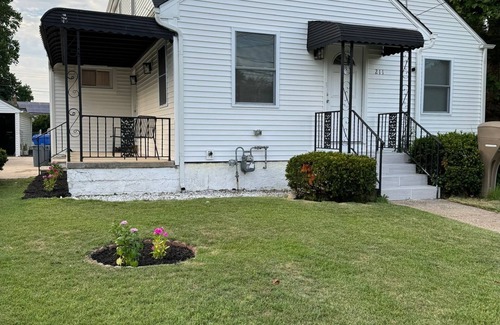 Glassboro House | Spacious 4-bedroom house with WiFi, fitness room in nice Glassboro