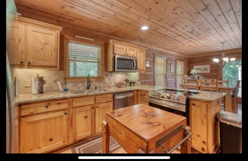 Hiawassee House | Spacious 4-bedroom house in serene Hiawassee with WiFi, AC