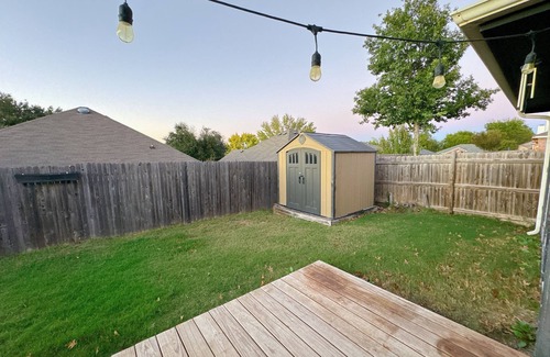 Mansfield House | Spacious 4-bedroom house in Mansfield. Extended Stay is welcomed