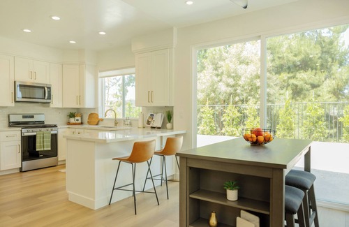 Carmel Mountain Ranch House | Spacious 4-bedroom house in welcoming San Diego with gorgeous canyon views