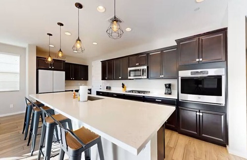 Gilbert House | Spacious 4-Bedroom Home in Follett Gilbert, AZ