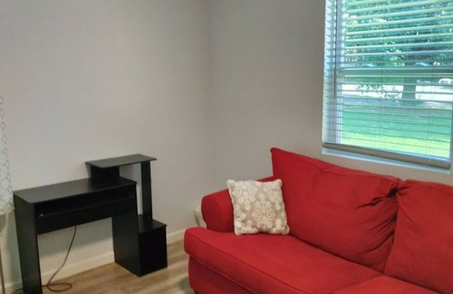 Lilburn House | Spacious 4-bedroom home with WiFi, AC/heat, and BBQ- grill in charming Lilburn.