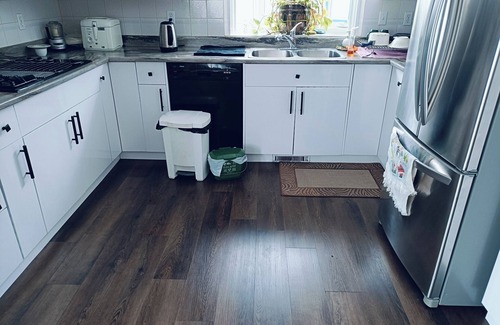 Southeast Edmonton House | Spacious 4-bedroom house in brilliant Edmonton with WiFi