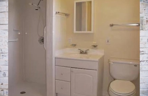 Dentsville House | Spacious 4-bedroom house with AC, WiFi in peaceful Columbia