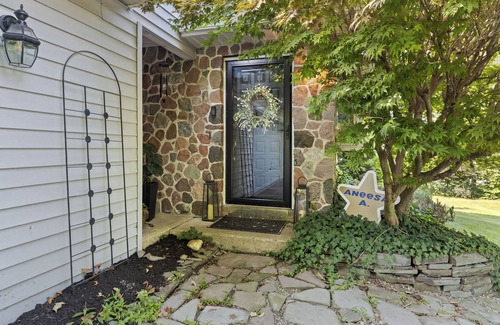 Cortland West House | Spacious 4-bedroom house with AC, WiFi in peaceful Cortland