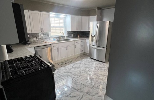 Sandusky House | Spacious 4-bedroom house in charming Sandusky with AC