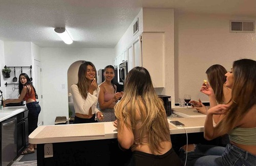 El Paso House | Spacious 4-bedroom house with AC and WiFi in pleasant El Paso