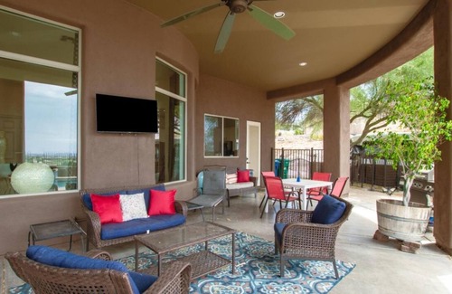 Phoenix House | Spacious 4-bedroom house with Mountain View’s, pool and putting green.