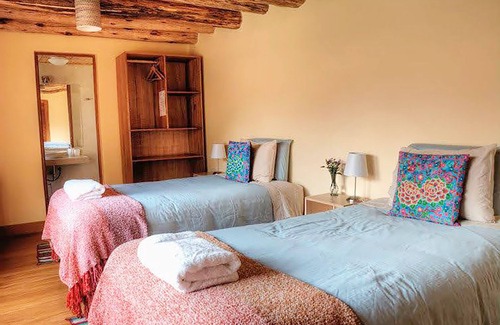 Huaran House | Spacious 4-bedroom house with gardens, maloca, WiFi in Huaran, Valle Sagrado.