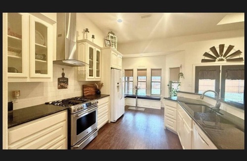 Graham House | Spacious 4-bedroom house in charming Graham, Tx