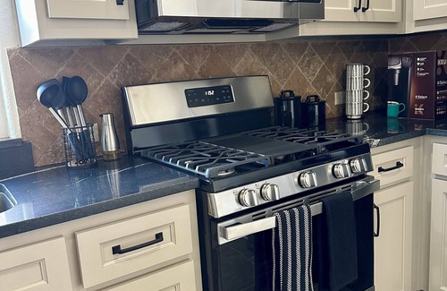 Odessa House | Spacious 4-bedroom house in Odessa with close to restaurants and retail stores.
