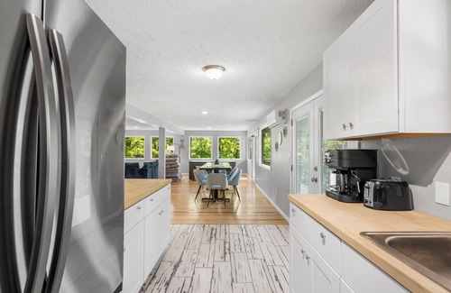 Cape Fair House | Spacious 4-bedroom Retreat on Table Rock Lake. Darts, Air Hockey, and More!