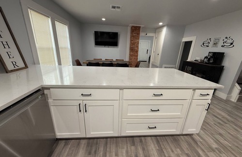 Government Hill House | Spacious 4-bedroom/3 bath home in terrific San Antonio with WiFi, AC