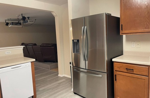 Wetmore House | Spacious 4-bedroom house in charming San Antonio with AC, WiFi, 130” theater.