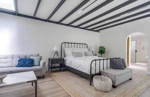 Pacific Beach Villa | Spacious 4-bedroom villa, Pacific Beach