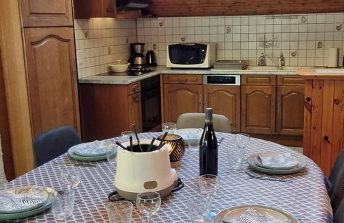 Chatel Apartment | SPACIOUS 4-ROOM APARTMENT 200M FROM THE SUPER-CHATEL SKI SLOPES. PANORAMIC VIEW.