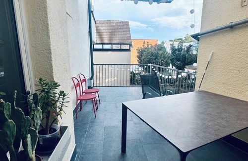 Friedrichsdorf Apartment | Spacious 4-room apartment with terrace and garden