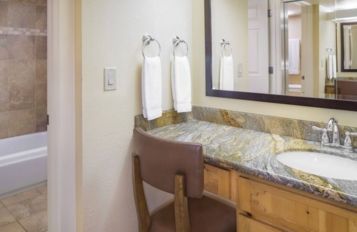 Northeast Santa Fe House | Spacious 4 units - Cozy Retreats in the Heart of Santa Fe, Walk to Attractions