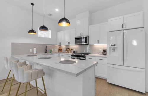South Central Houston House | Spacious 4B/3BA Houston Home