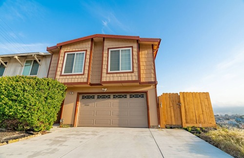 Paradise Valley House | Spacious 4BR Home w/Stunning Views Near SF