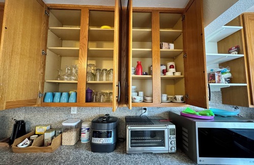Seaside House | Spacious 4B2B Home + 2 FREE Aquarium Tickets Perfect Getaway in Monterey