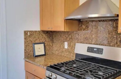 Berryessa House | Spacious 4B2B Living Full Kitchen