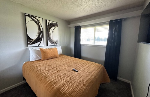 Cool Valley House | Spacious 4Bedroom Family House.