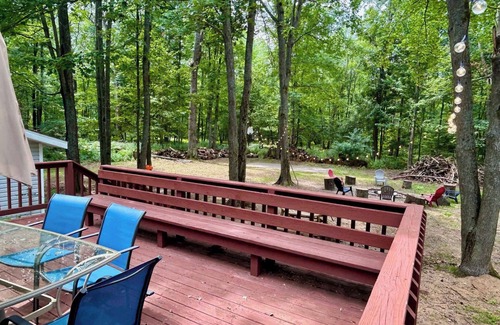 Grayling House | Spacious 4BR Escape in Sherwood Forest
