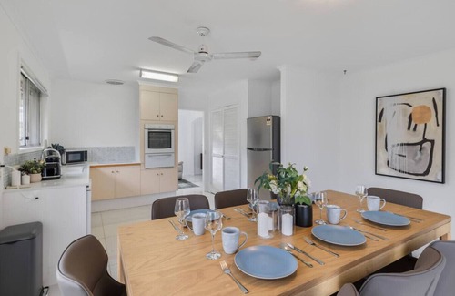 Sunnybank House | Spacious 4BR Family Home Prime Sunnybank Location