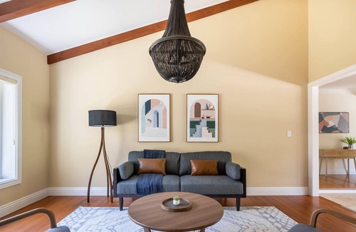 North Los Altos House | Spacious 4BR House in Los Altos